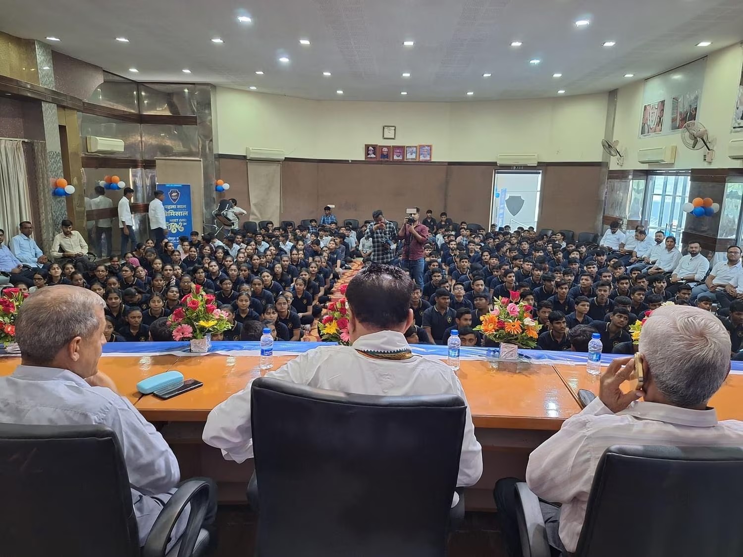 Image gallery marquee