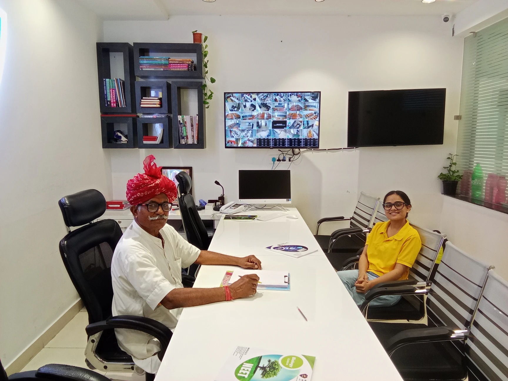 Image gallery marquee